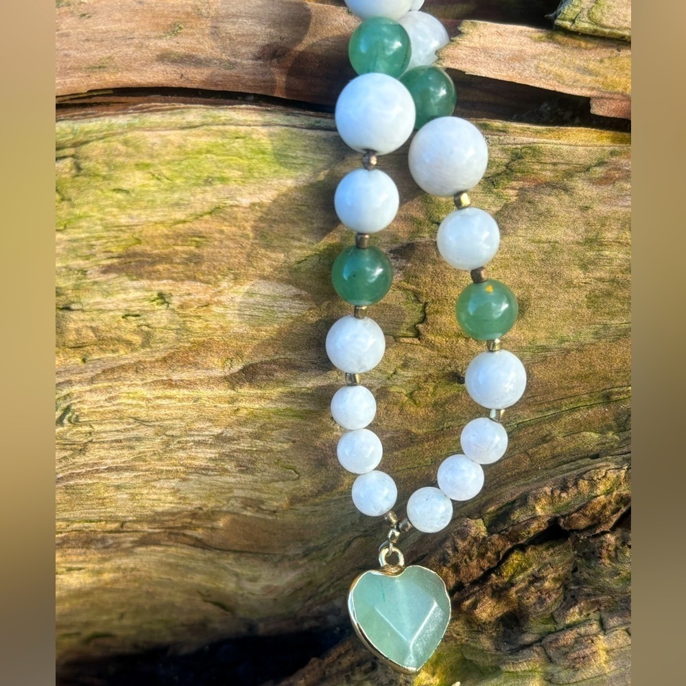 HAND CRAFTED ARTISAN Genuine White Moonstone and Green Aventurine Heart Necklace